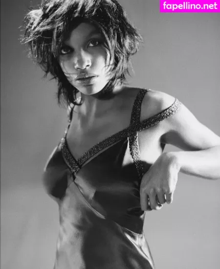 Rosario Dawson OnlyFans Thumbnail #WmaWOXlluZ