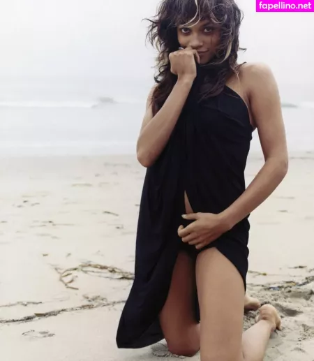Rosario Dawson OnlyFans Thumbnail #XvZq5clzNs