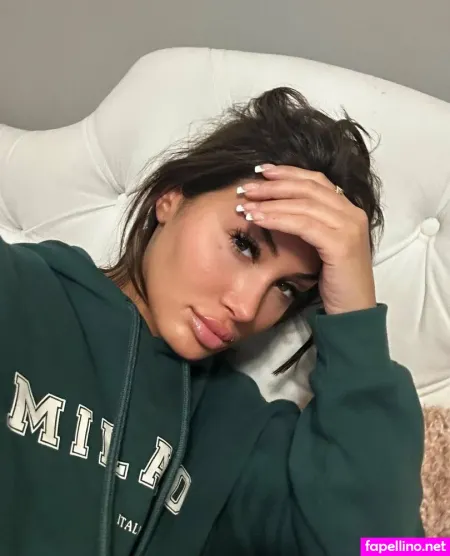 Rosaroseofficial OnlyFans Thumbnail #LloQjUfM1m