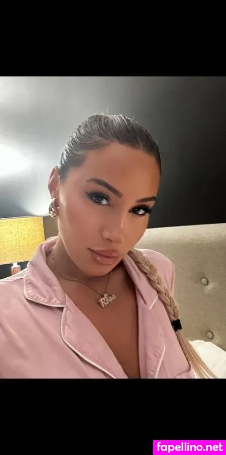 Rosaroseofficial OnlyFans Thumbnail #VB64WbOvHq