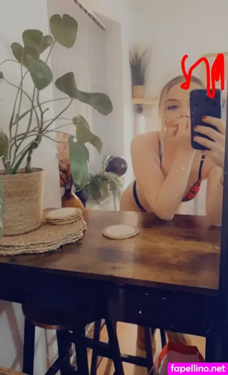 Rose 1997 OnlyFans Thumbnail #4YuKNaB9At