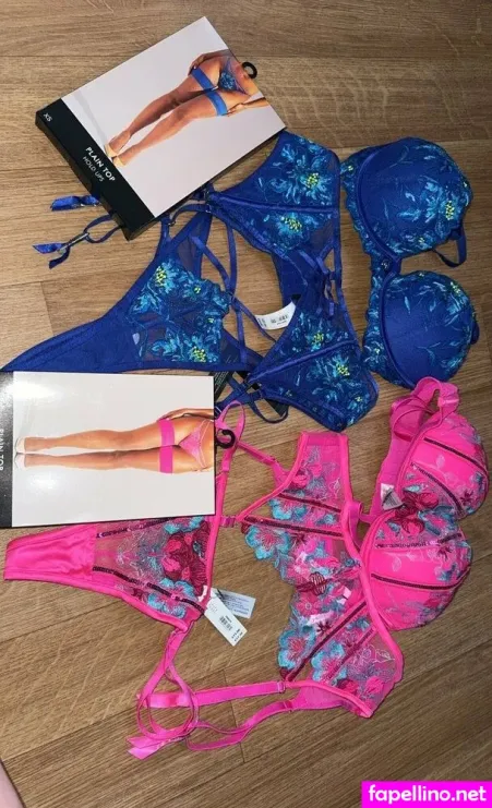 Rose 1997 OnlyFans Thumbnail #Na4p3PAF4y