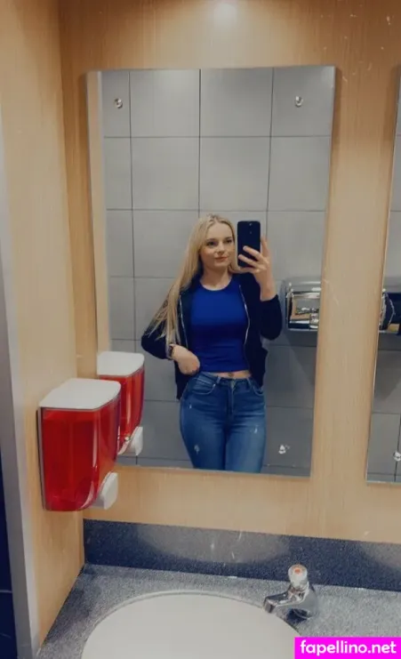 Rose 1997 OnlyFans Thumbnail #hnbwNqhtJ8