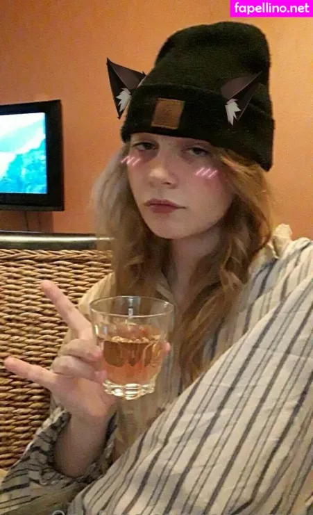 Rose Azero OnlyFans Thumbnail #0UExqkHu3E