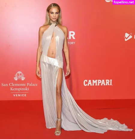 Rose Bertram OnlyFans Thumbnail #1hGyqhy76n