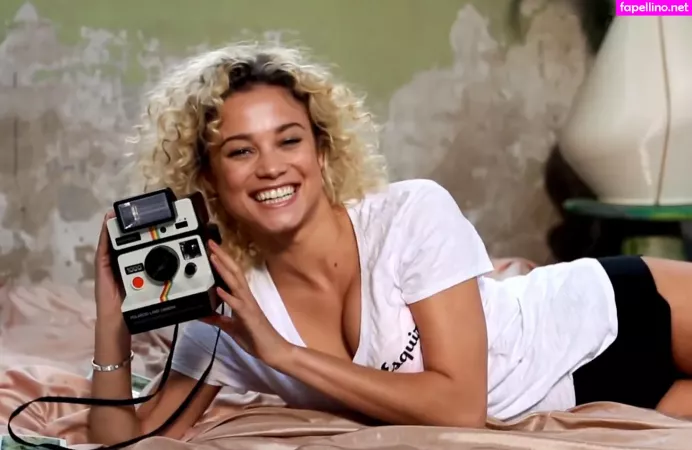 Rose Bertram OnlyFans Thumbnail #ovQa2en5Yf