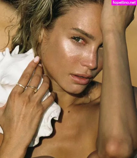 Rose Bertram OnlyFans Thumbnail #t4WwYnkS2J