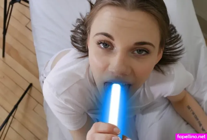 Rose Carter OnlyFans Thumbnail #AApqsBl7Td