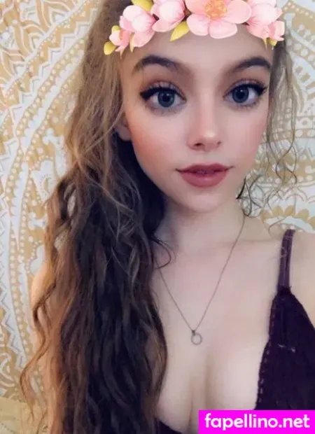 Rose Castella OnlyFans Thumbnail #mRtFJSsw1q