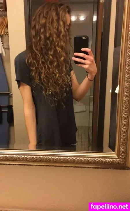 Rose Castella OnlyFans Thumbnail #sFL1PLdb2G