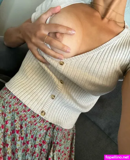 Rose Deschamps OnlyFans Thumbnail #YxtMwKbvuK