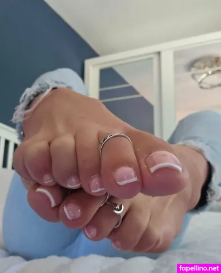 Rose Louise Lee OnlyFans Thumbnail #Bqxp7s4bvM