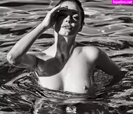 Rose Mcgowan OnlyFans Thumbnail #eH236m7FDg