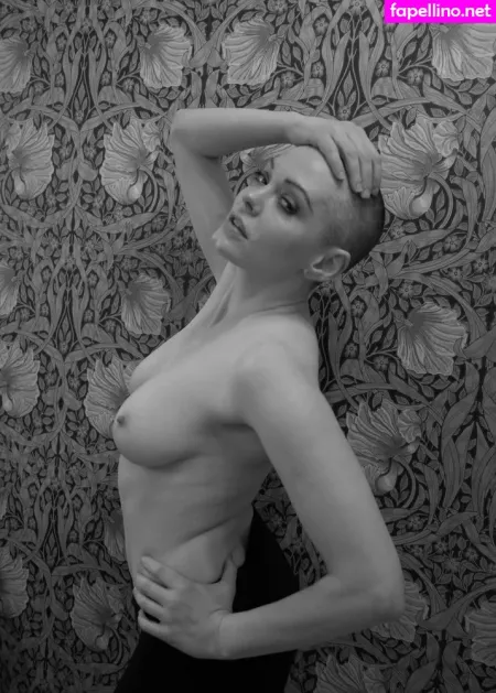 Rose Mcgowan OnlyFans Thumbnail #nHF6SpsAW2