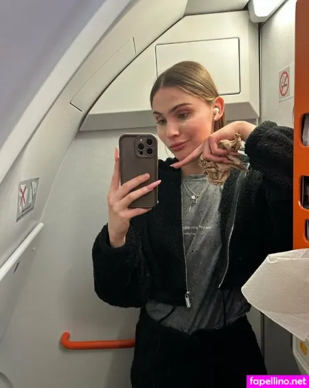 Rose Ts OnlyFans Thumbnail #QvHLKKw7w3