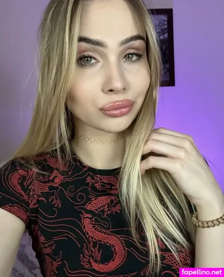 Rose Ts OnlyFans Thumbnail #TGPgV4OGNo