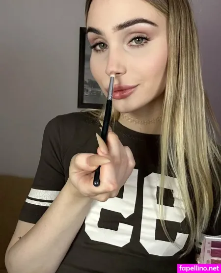 Rose Ts OnlyFans Thumbnail #y3xFm49uFY