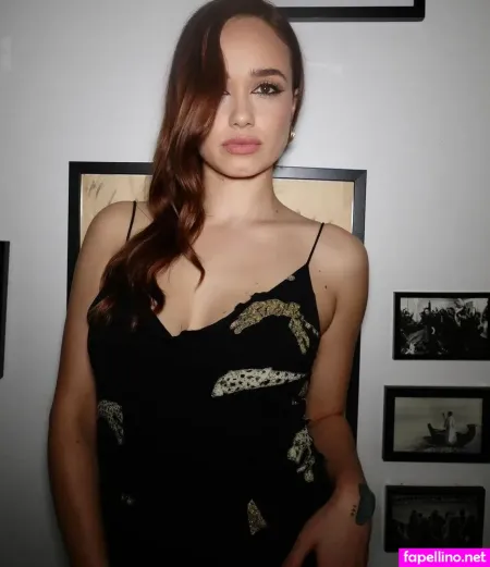 Rose Victoria Williams OnlyFans Thumbnail #6C61y1ToIL