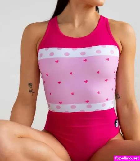 Rose Woo OnlyFans Thumbnail #4earMLQMir
