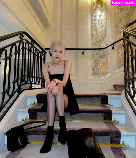 Rose OnlyFans Thumbnail #LKZH31BzUg