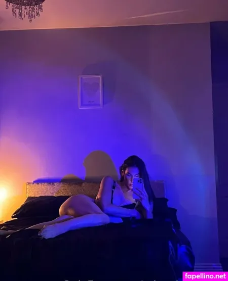 Rose1111032 OnlyFans Thumbnail #umsFXzDbv1