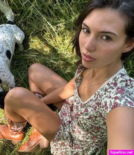 Roseannegarcia0 OnlyFans Thumbnail #01LqrXiT3Y