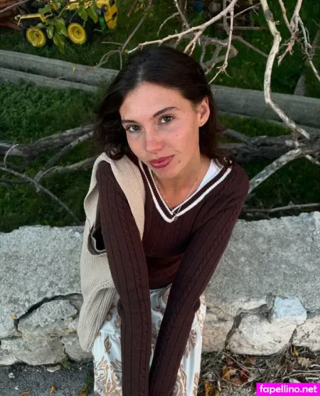 Roseannegarcia0 Main Profile Photo
