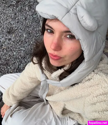 Roseannegarcia0 OnlyFans Thumbnail #dNV9DrJb7a
