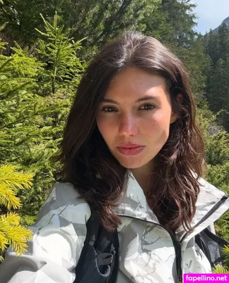 Roseannegarcia0 OnlyFans Thumbnail #yrLya1WPMZ