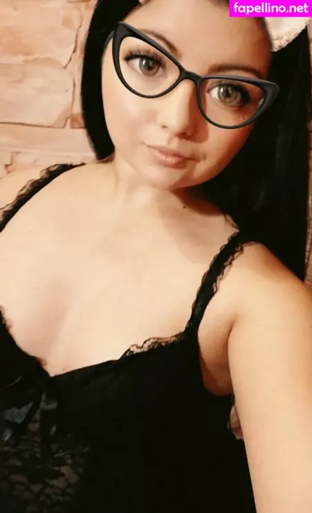 Rosebelle OnlyFans Thumbnail #RIdBlRgEiJ