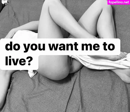 Roseblackx OnlyFans Thumbnail #mlBdlPM3bb