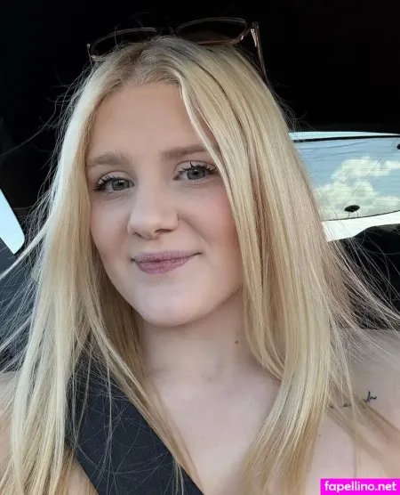 Rosedastripper OnlyFans Thumbnail #ClgzPG9REW