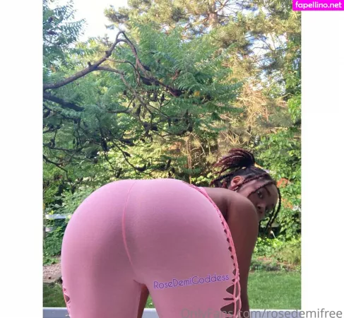 Rosedemifree OnlyFans Thumbnail #D7jQrSh35P