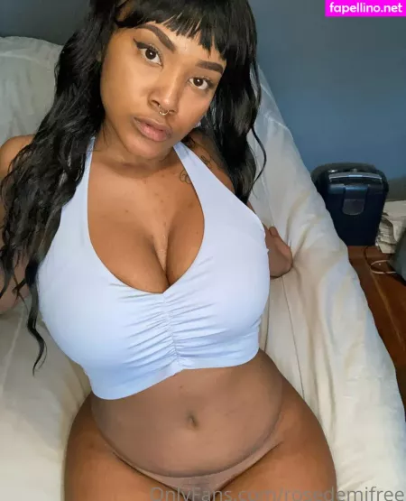 Rosedemifree OnlyFans Thumbnail #TgGw2tabkX