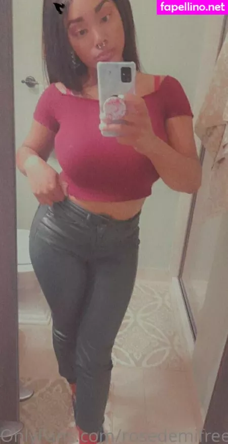 Rosedemifree OnlyFans Thumbnail #WNJNBkDeCK