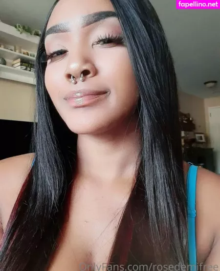 Rosedemifree OnlyFans Thumbnail #hcET2ZB44l