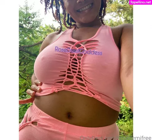 Rosedemifree OnlyFans Thumbnail #tH2WquVelZ