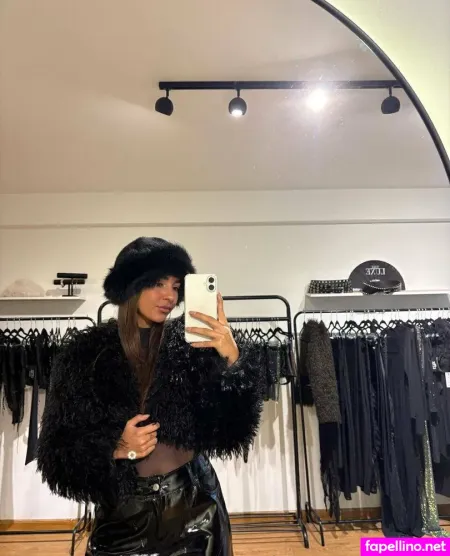 Roseeeejj OnlyFans Thumbnail #2N3x3r87xe