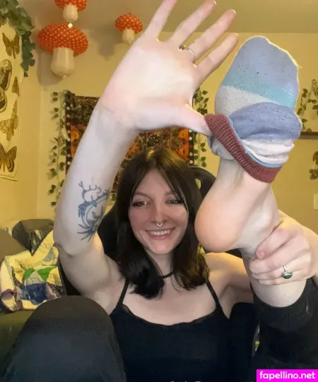 Rosefeet05 OnlyFans Thumbnail #RXOyL3xdKZ