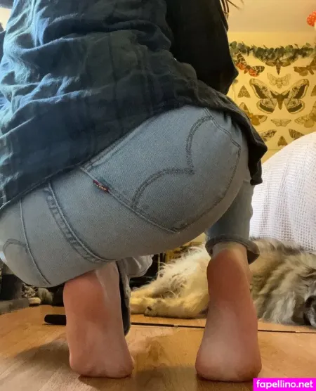 Rosefeet05 OnlyFans Thumbnail #zzOX98zCh5