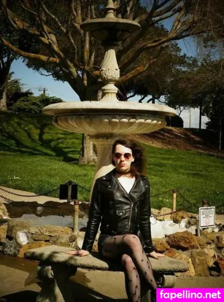 Rosegold Ember OnlyFans Thumbnail #44l00dn9RE