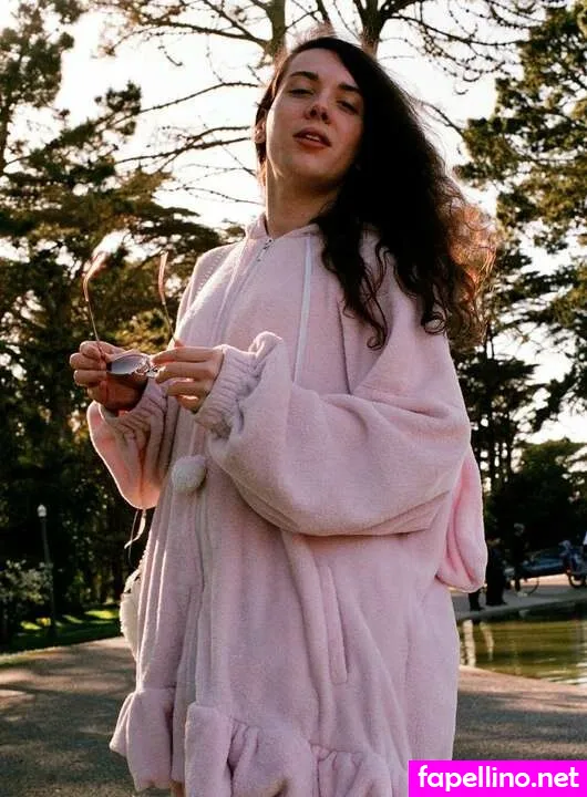 rose_gold_ember, rosegoldember Nude Leaked OnlyFans Photo #yAksDKdxur