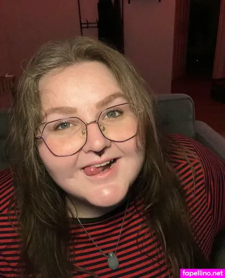 Rosegoldbaby8 OnlyFans Thumbnail #AWkOlrXQqm