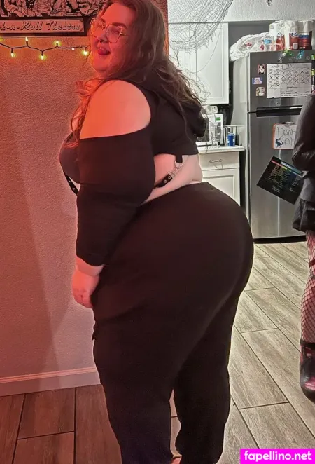 Rosegoldbaby8 OnlyFans Thumbnail #DJ2UmUF6NB