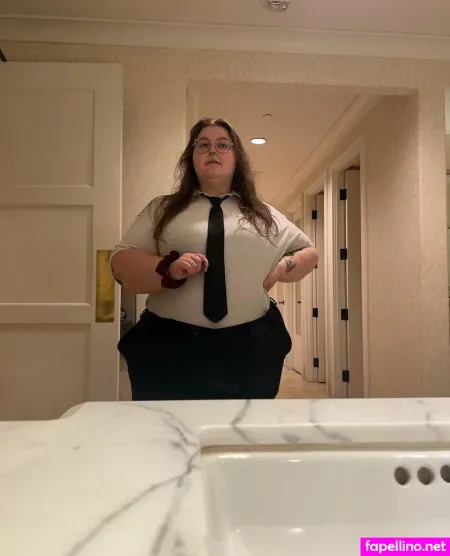 Rosegoldbaby8 OnlyFans Thumbnail #NrdEDkgCsL