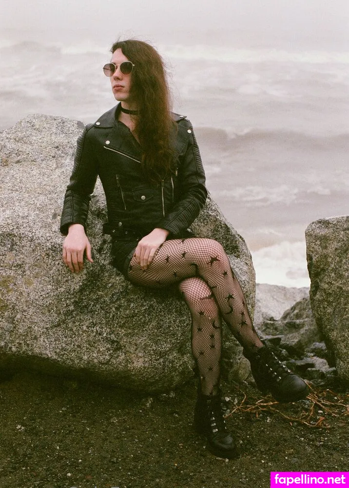 rose_gold_ember, rosegoldember Nude Leaked OnlyFans Photo #DM6lD2UB4M