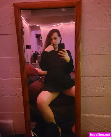 Rosegoldember OnlyFans Thumbnail #KIUI8SzKxE