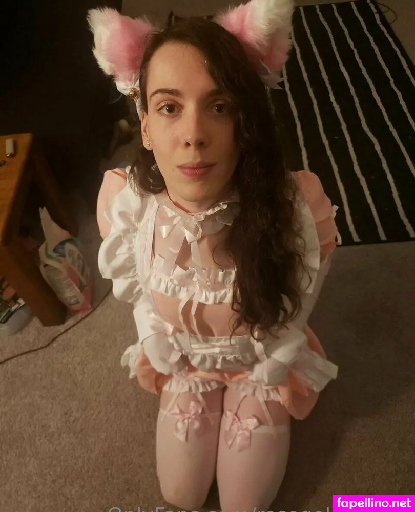 rose_gold_ember, rosegoldember Nude Leaked OnlyFans Photo #LaTI4IQDLO