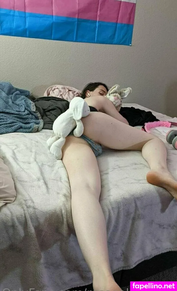 rose_gold_ember, rosegoldember Nude Leaked OnlyFans Photo #Qq63q7J5b6