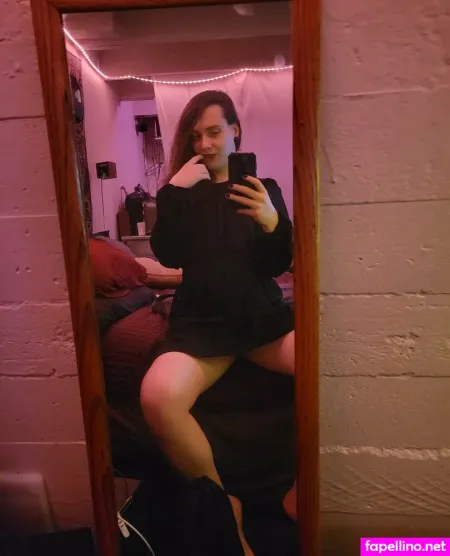 Rosegoldember OnlyFans Thumbnail #qsivH3jg0c